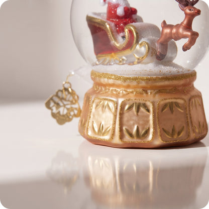 Esfera de globo con Santa