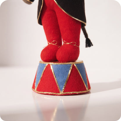 Elefante líder de circo