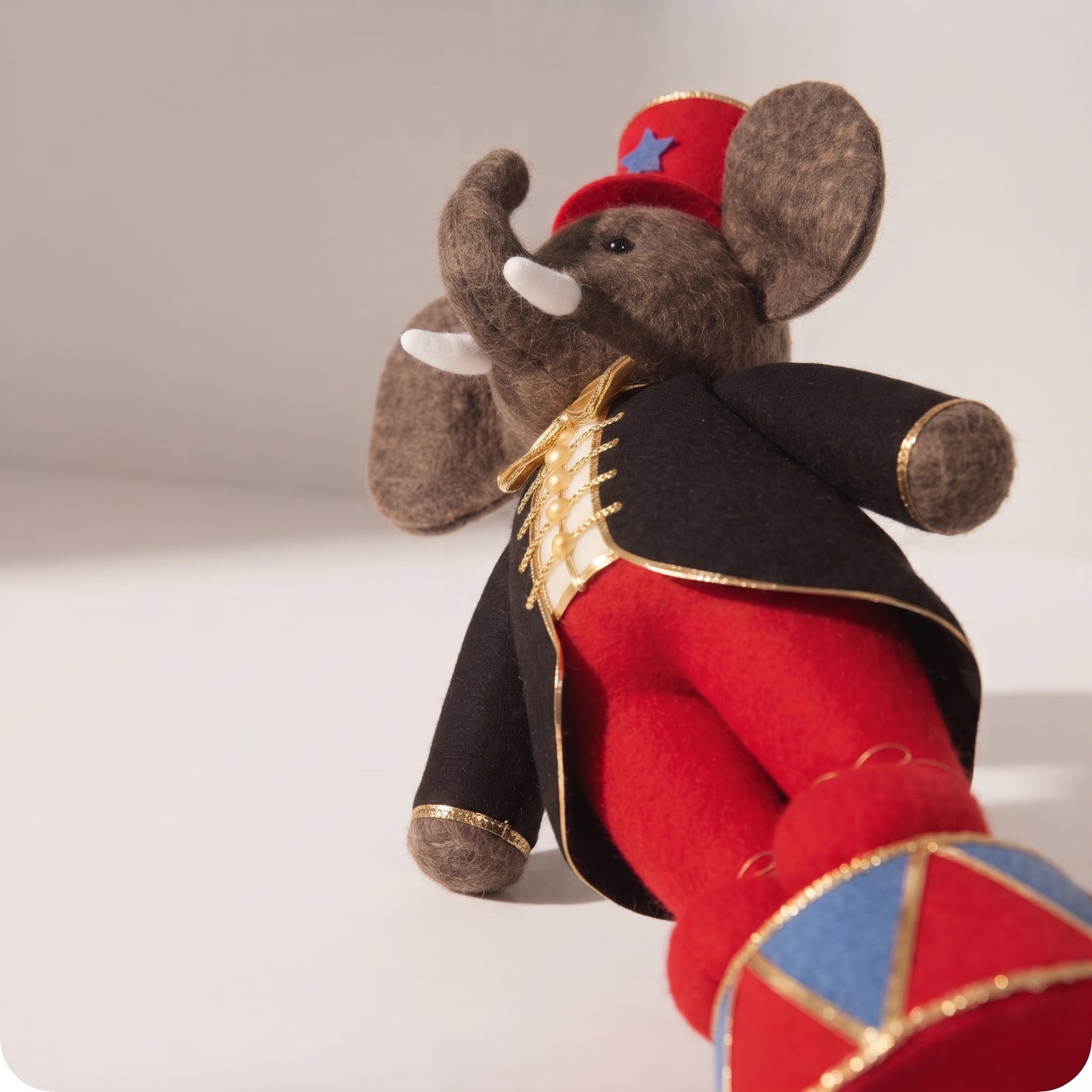 Elefante líder de circo