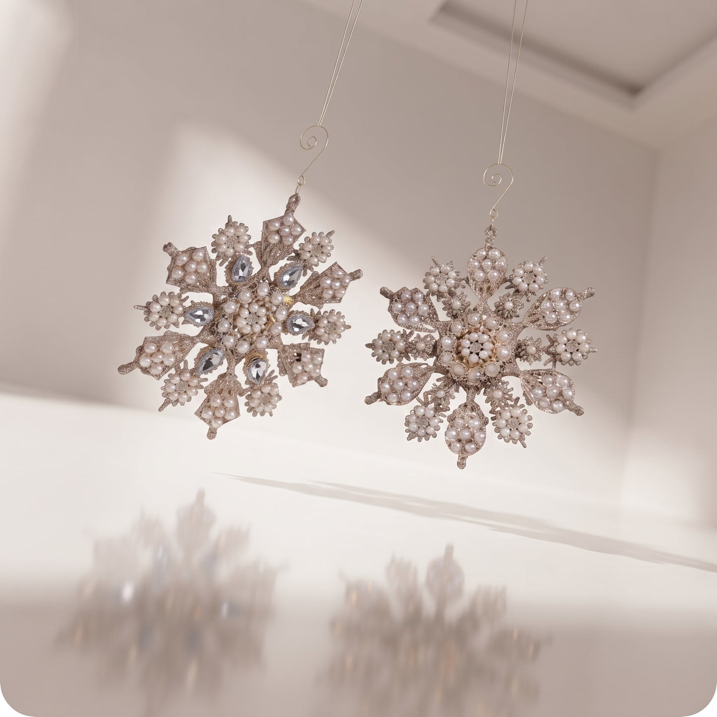 Esfera Snowflake con piedras y perlas