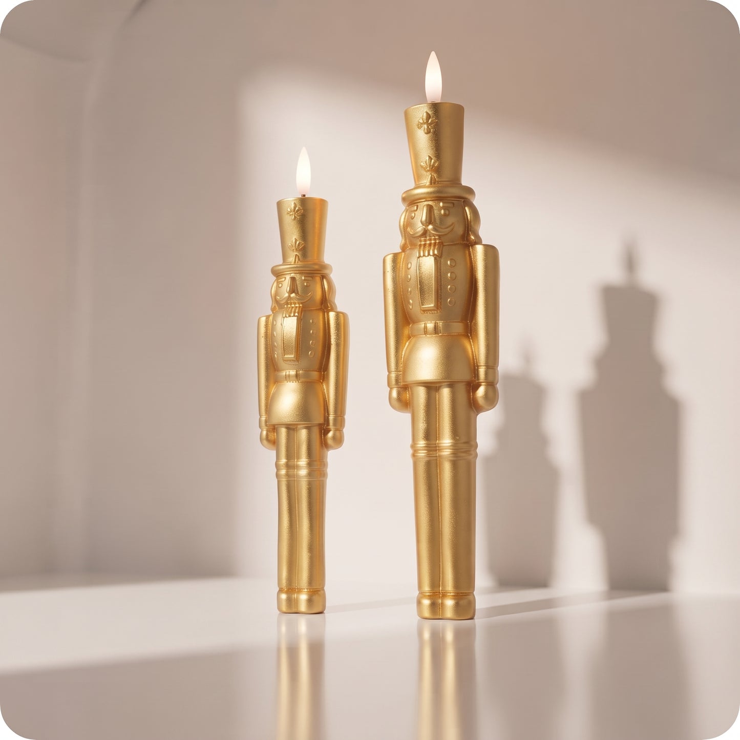 Set de velas de Nutcrackers doradas