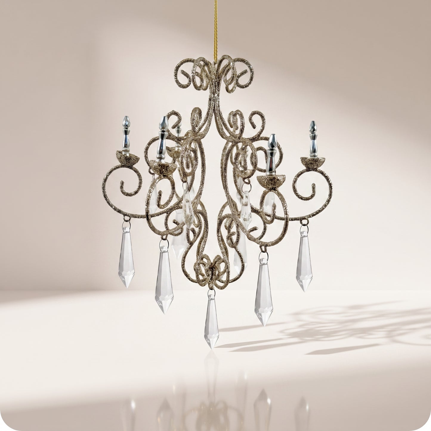 Candelabro metálico de lámpara de araña champán