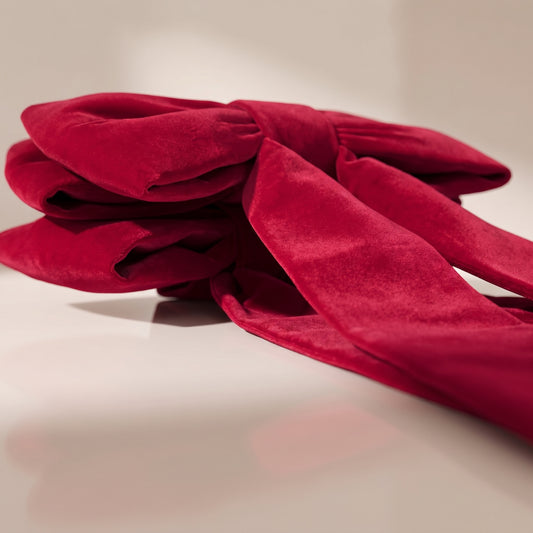 Moño doble de terciopelo rojo