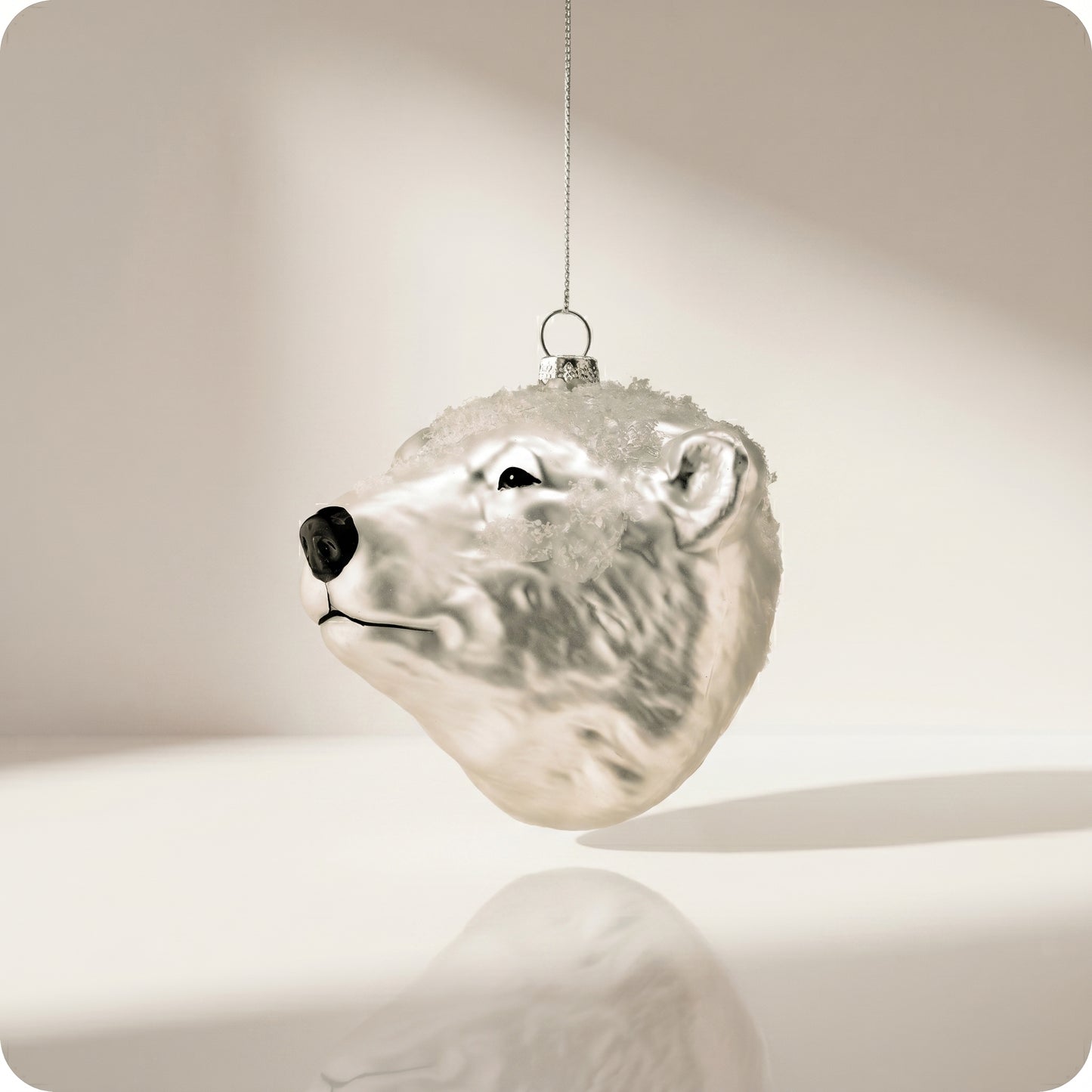 Esfera de cabeza de oso polor de cristal con brillo